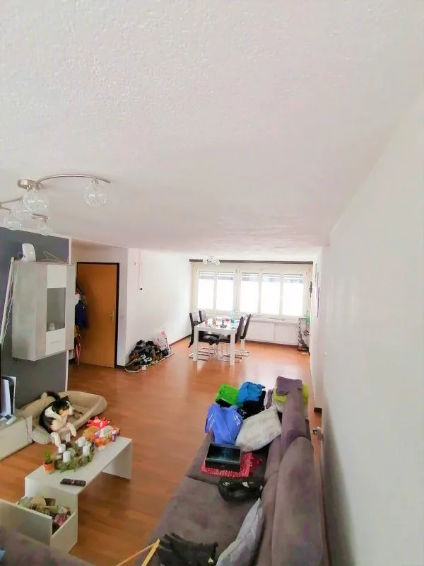 Schöne 3.5 Zi-Wohnung zu vermieten