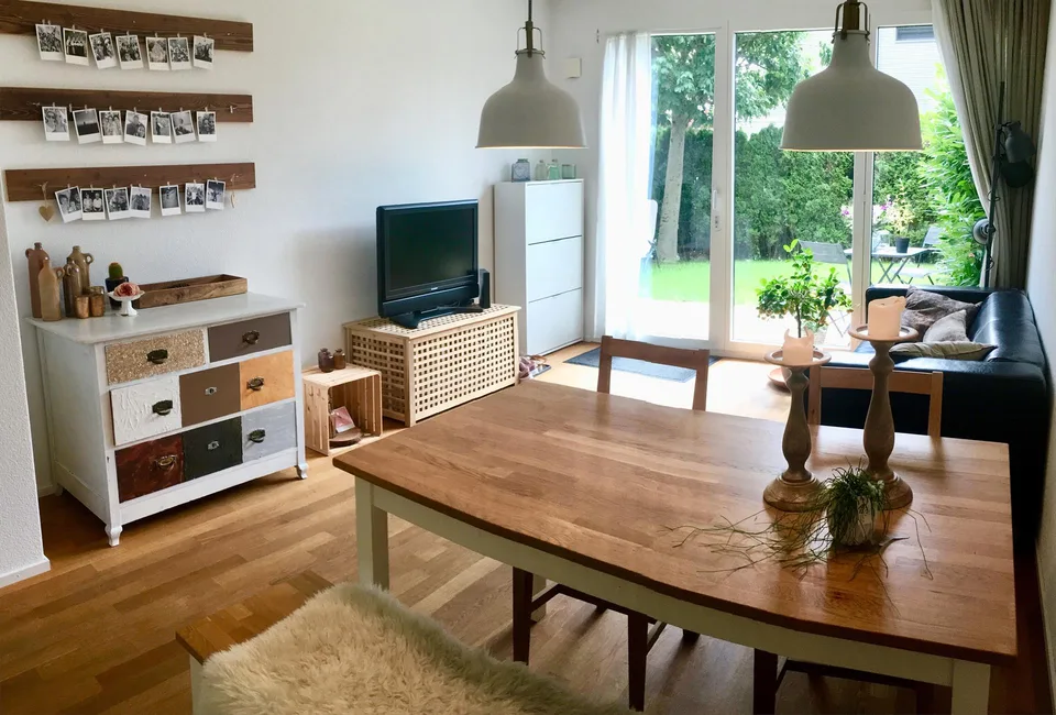 2-Zimmer-Einliegerwohnung (unmöbliert) an ruhiger Lage in Rain