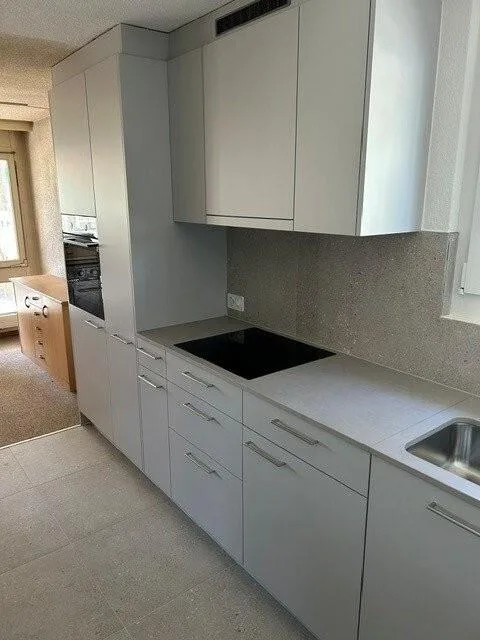 Appartement de 4,5 pièces fraîchement rénové au cœur d'Ostermundigen – photo 7 sur 12