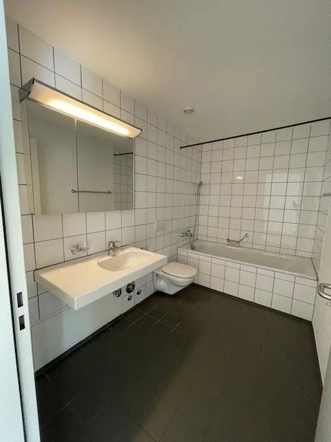 Charmante 4.5 Zimmer-Wohnung im Zentrum von Oerlikon