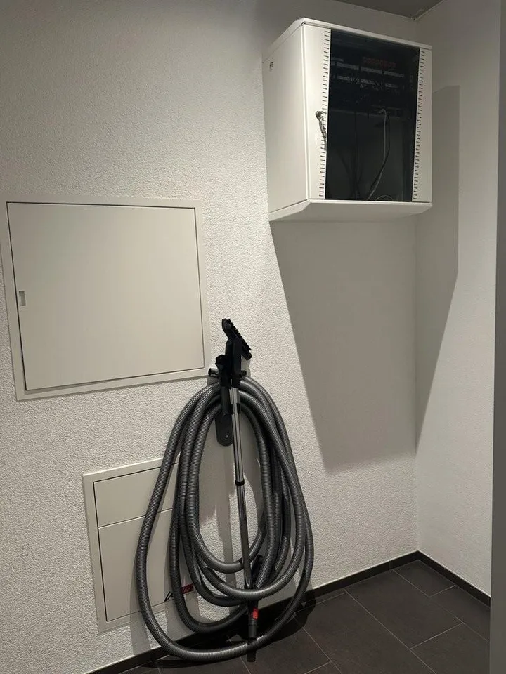 Moderne Gewerbefläche an bester Lage in Heerbrugg inkl. Parkplatz – photo 8 sur 9