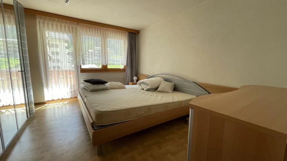 Moderne 4.5 Zimmerwohnung mit unverbautem Blick. 3. Stock Süd-Ost m...