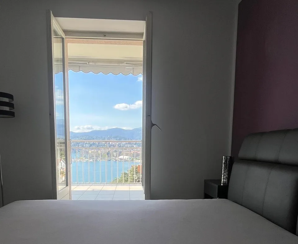 APPARTAMENTO 2.5 LOCALI CON MERAVIGLIOSA VISTA LAGO – foto 9 di 13