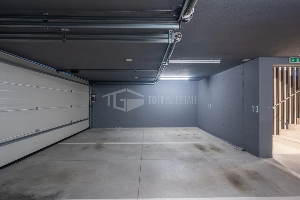 UFFICIO DI ALTO STANDING IN RESIDENZA CONTEMPORANEA | HIGH STANDING...