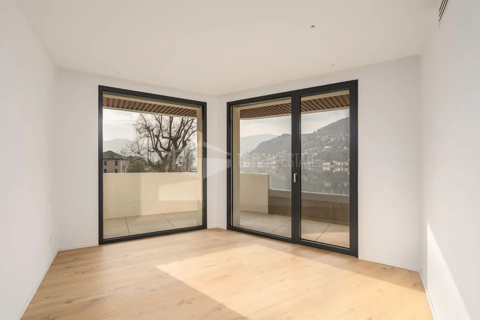 VILLA CONTEMPORANEA CON VISTA LAGO | CONTEMPORARY VILLA WITH LAKE V... – foto 8 di 13