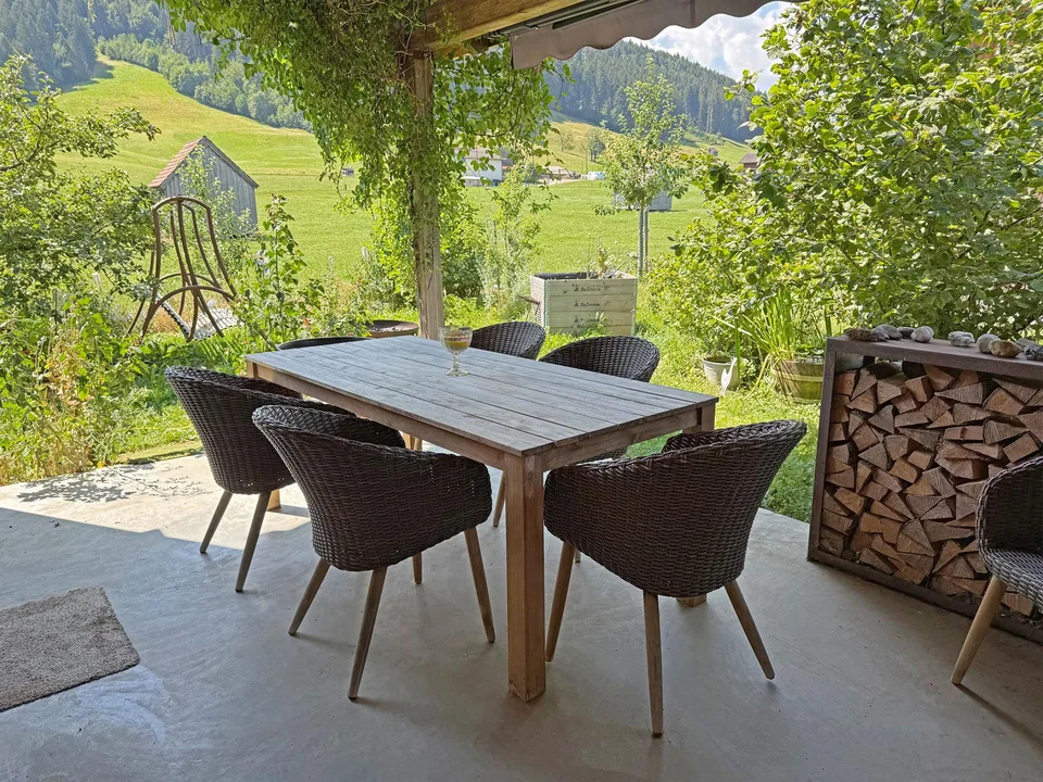 Gepflegtes Holzhaus – natürlich wohnen.