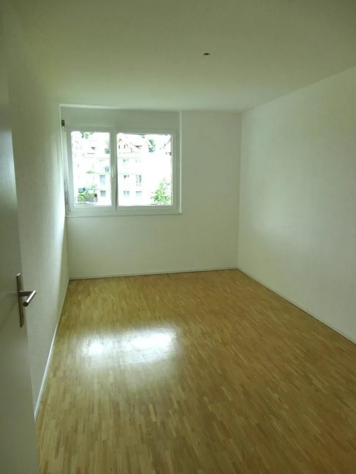 Wohnung mit grossem Gartensitzplatz