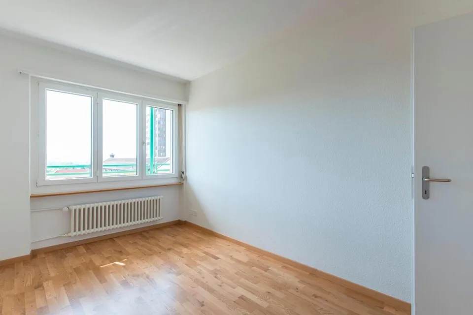 Attikawohnung im 10. Obergeschoss - hoch hinaus. Kautionsfrei Wohnen.