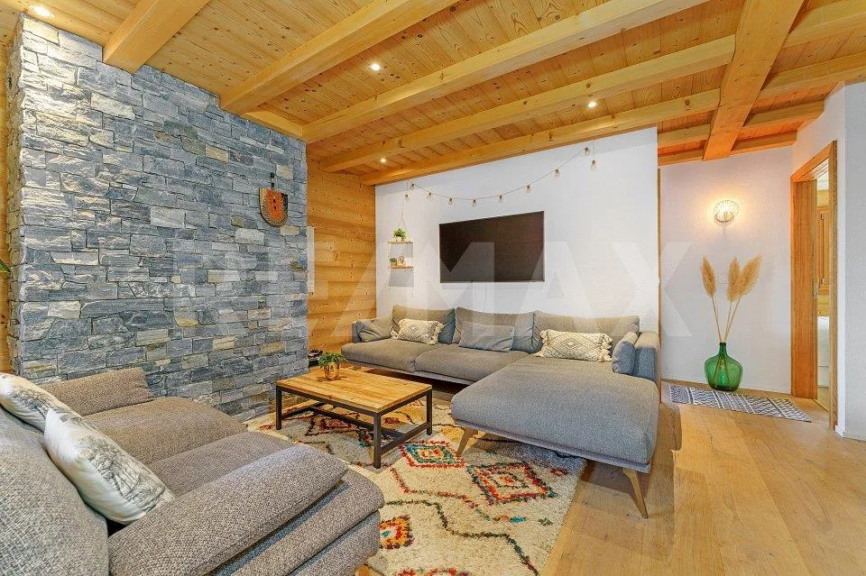 Un appartement 4.5 pièces où lintérieur se prolonge naturellement vers lextérieur