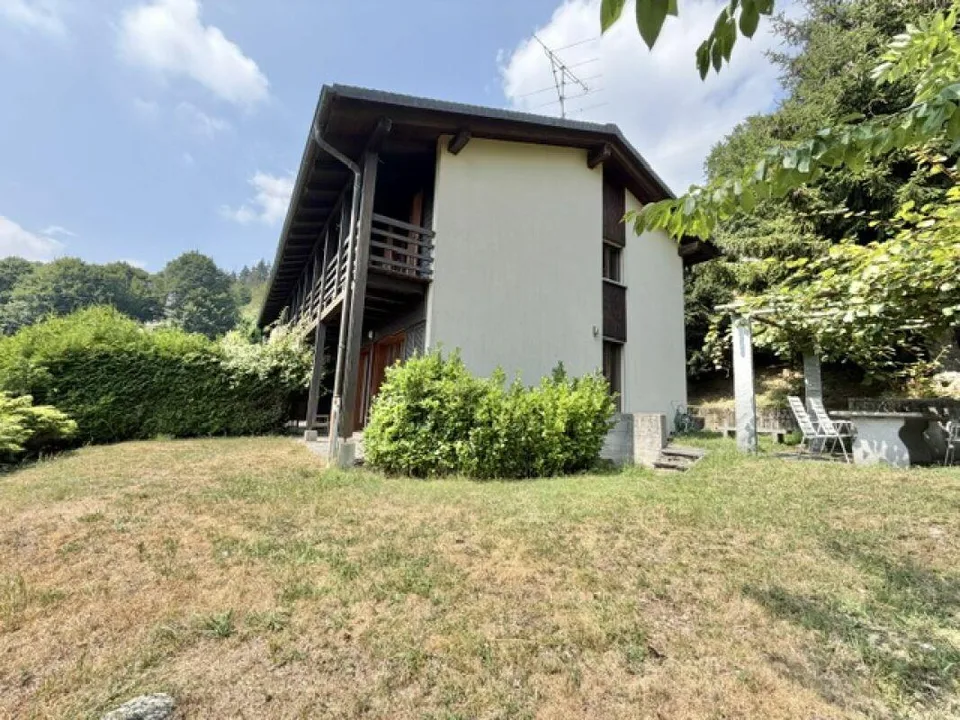 ZU VERKAUFEN IN CARDADA - Gemütliches 4,5-Zimmer-Haus, um dem Allta...
