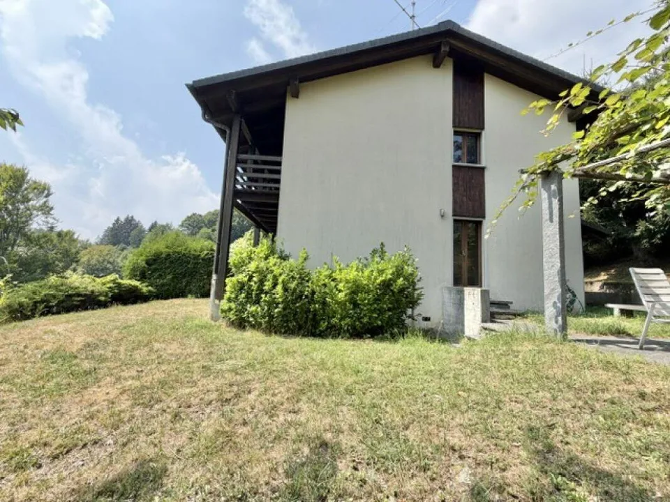 ZU VERKAUFEN IN CARDADA - Gemütliches 4,5-Zimmer-Haus, um dem Allta...