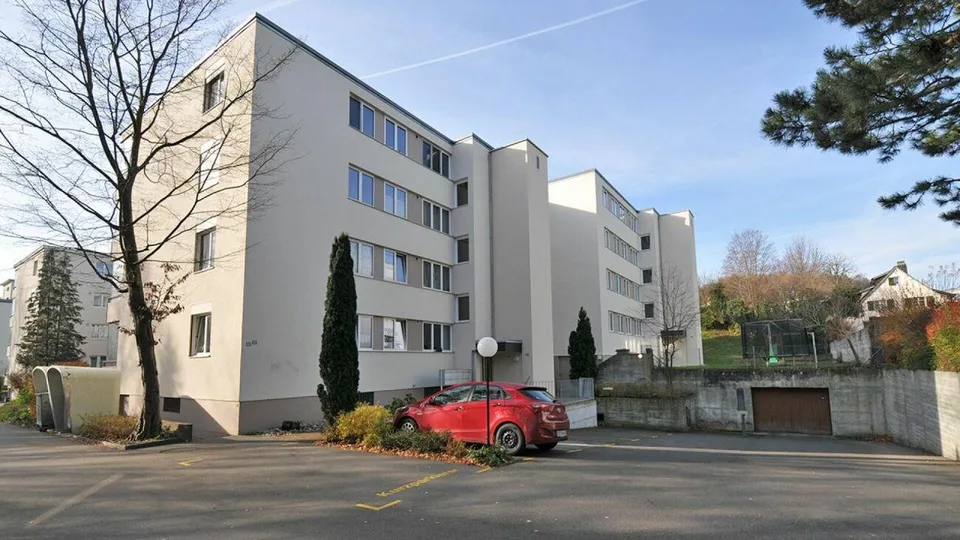 4.5 room apartment on the Breite (1st floor right)