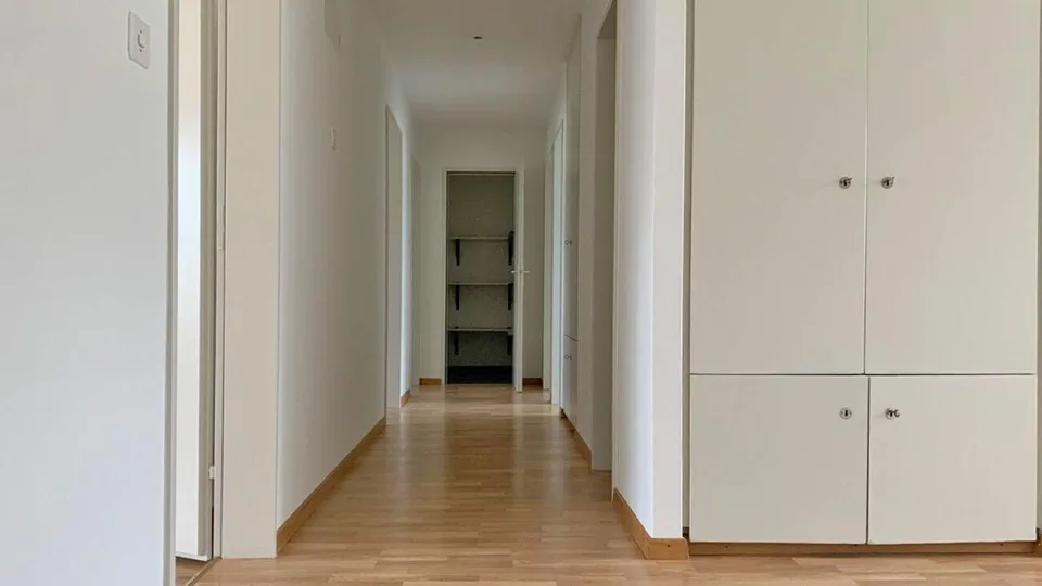 4.5 room apartment on the Breite (1st floor right)