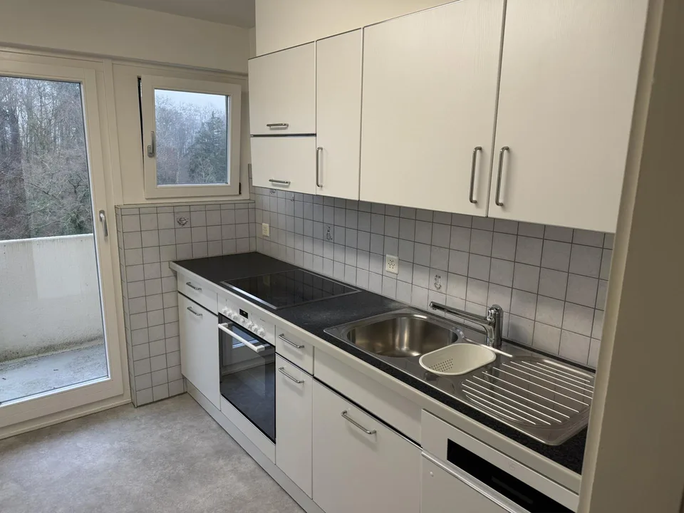 3-Zimmerwohnung mit Balkon, Sitzplatz und Blick ins Grüne