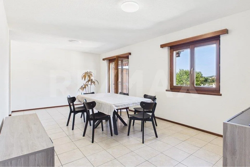 4.5 locali con terrazza, ultimo piano
