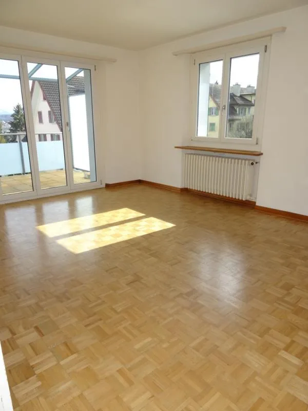Familienwohnung im beliebten Erlenquartier