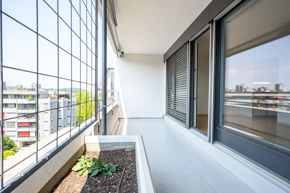 Appartamento luminoso 4.5 locali con balcone a Muri presso Berna in vendita