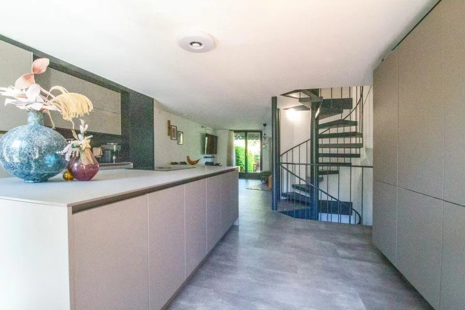 Casa unifamiliare a schiera di 5,5 stanze ristrutturata e adatta alle famiglie
