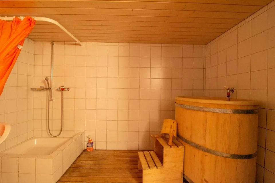 Saniertes und familienfreundliches 5.5 Zimmer Reihen Einfamilienhaus – Foto 28 von 30