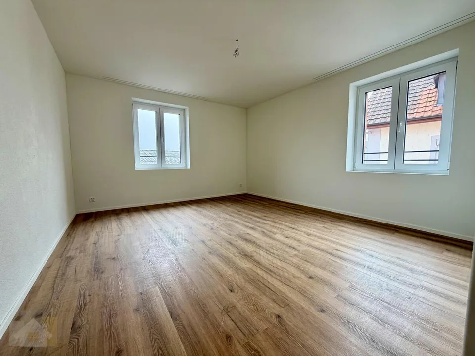 NEUE TOP MODERNE WOHNUNG AN ZENTRALER LAGE