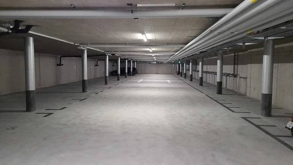 Wir haben Platz für Ihr Auto