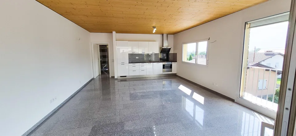 Losone - spazioso appartamento di 2 locali attico (ref. 1514-3)