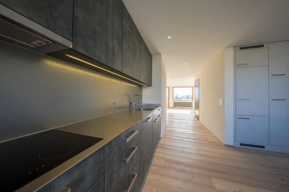 Moderne Attikawohnung mit Weitsicht