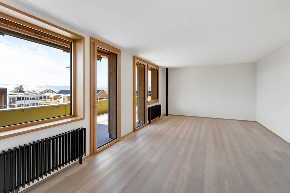 Moderne Attikawohnung mit Weitsicht