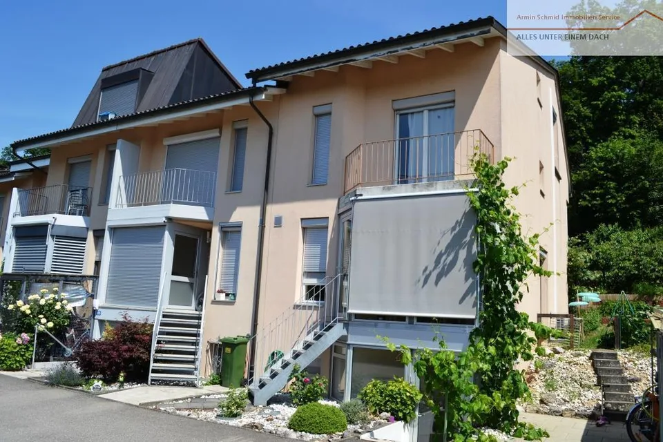 Grosses 5 1/2-Eckeinfamilienhaus mit Garten