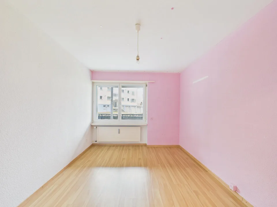 Poêle suédois confortable et terrasse avec box de garage inclus