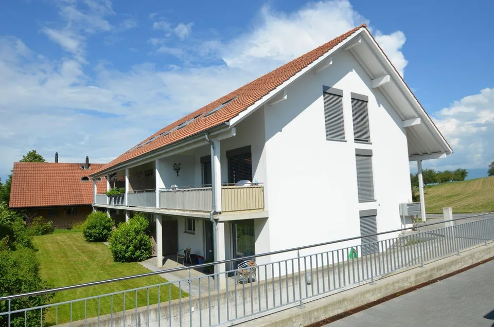 Moderne Maisonette-Wohnung an ruhiger Lage – Foto 2 von 15