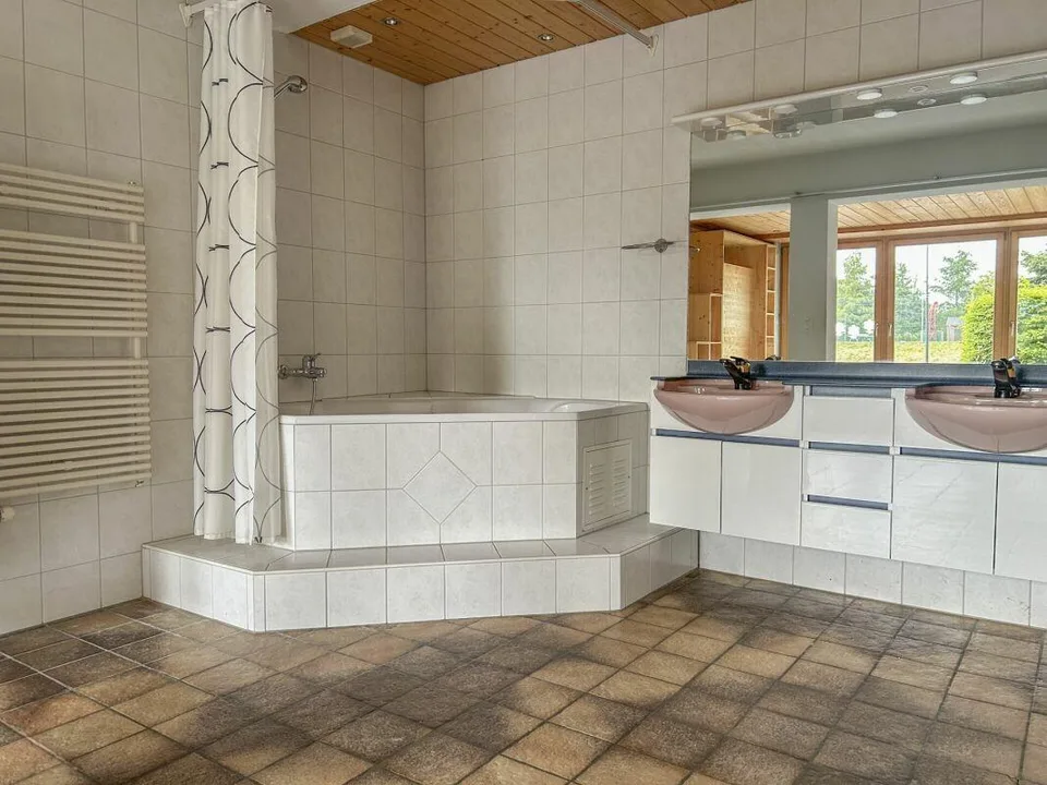 Maison d'habitation spacieuse avec de nombreuses possibilités – photo 11 sur 22