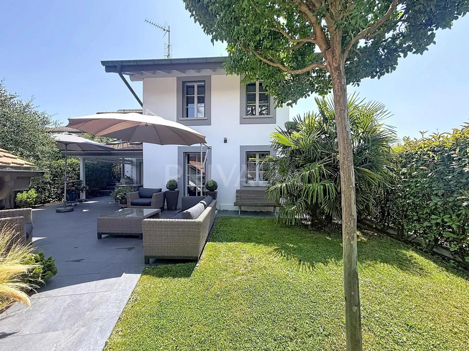 Élégance et confort dans une maison familiale avec jardin à Satigny