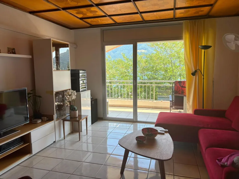 sonnige 4,5 Zimmerwohnung an Panoramaseeblicklage / appartamento di...