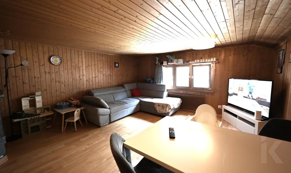 Geräumige 4.5 Zi-Ferienwohnung in Vals