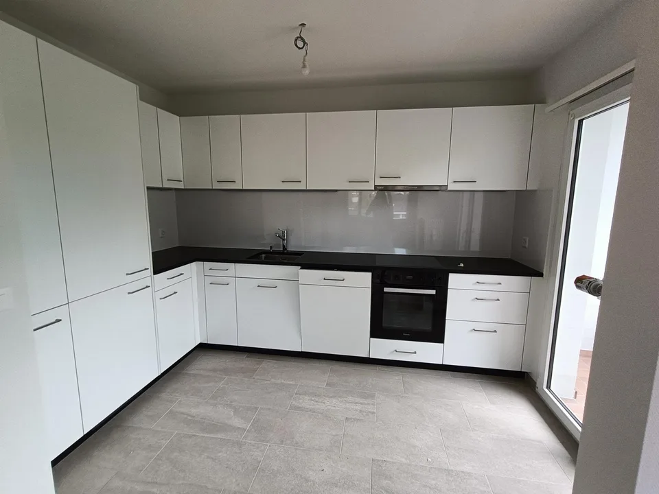 Helle 3-Zimmer-Wohnung mit Balkon in Allschwil