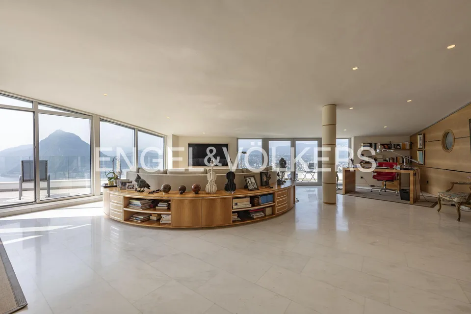 Esclusivo duplex con vista lago unica