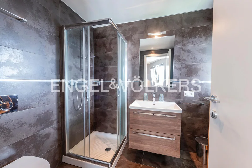 Esclusivo duplex con vista lago unica – foto 17 di 18