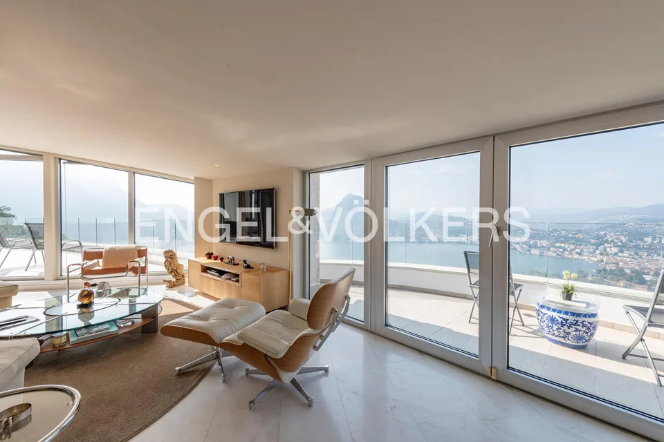 Esclusivo duplex con vista lago unica