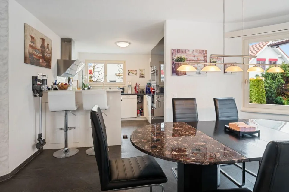 Casa spaziosa e familiare con giardino soleggiato in posizione privilegiata!