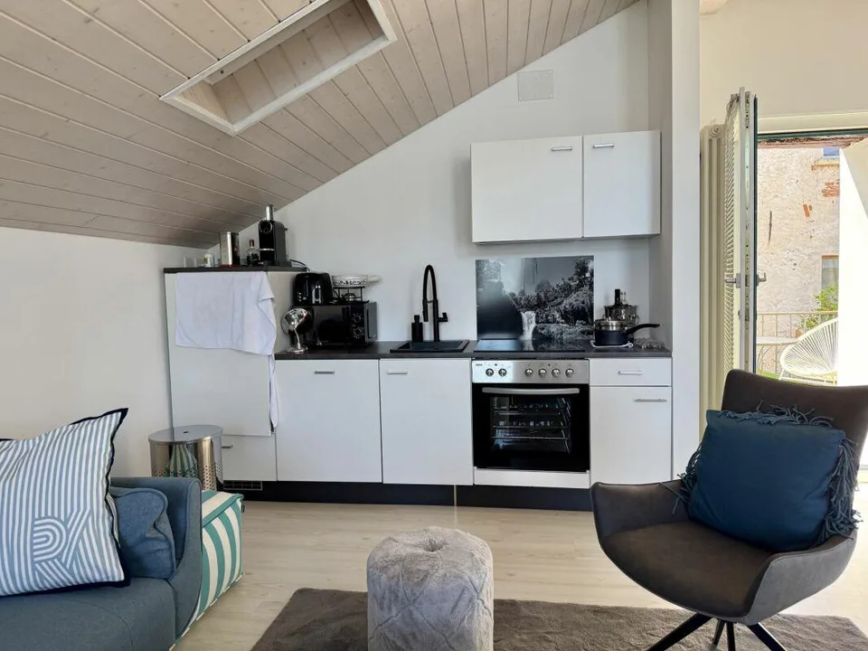 Completely renovated Ticino house with Mediterranean flair – photo 9 of 9