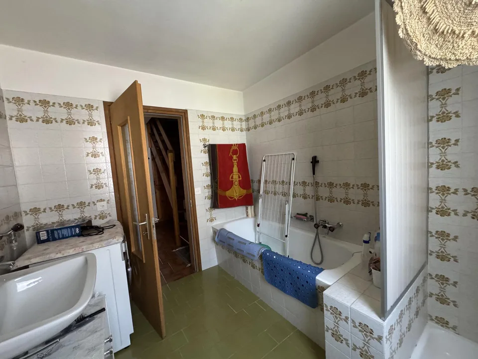 🏡 Malvaglia | Stabile con 3 appartamenti e rustico – Foto 10 von 15