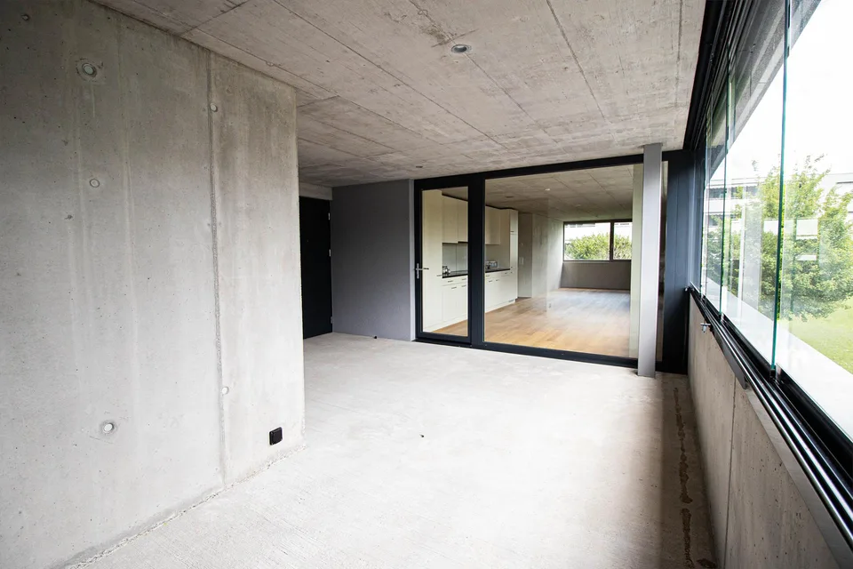 Grosszügige und moderne  2.5-Zimmer-Wohnung zu vermieten