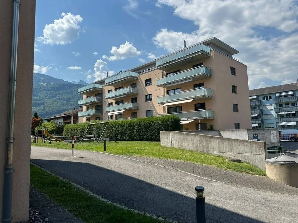 Einstellplatz in Sevelen zu vermieten!