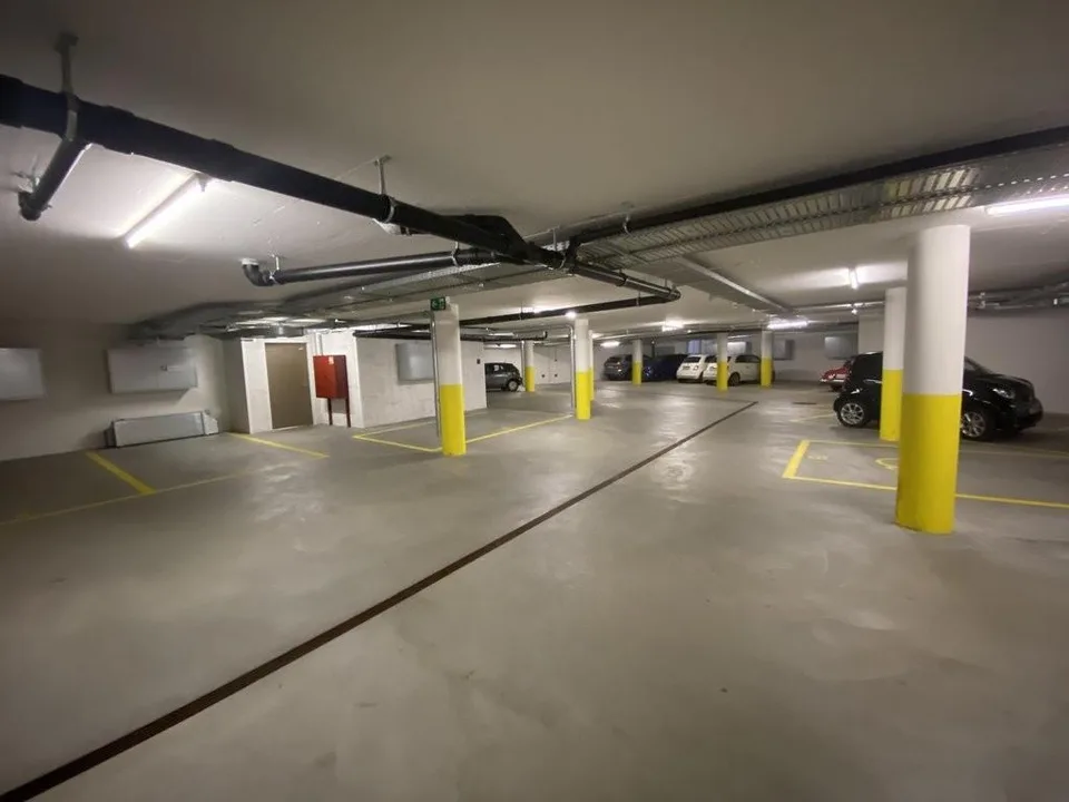 Tiefgaragenparkplatz in Oerlikon mieten
