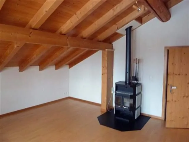 Attraktive 3.5 Zimmer Dachwohnung