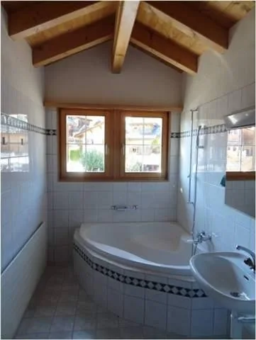 Attraktive 3.5 Zimmer Dachwohnung