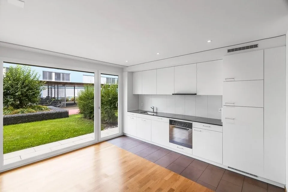 Grosszügige, moderne Wohnung
