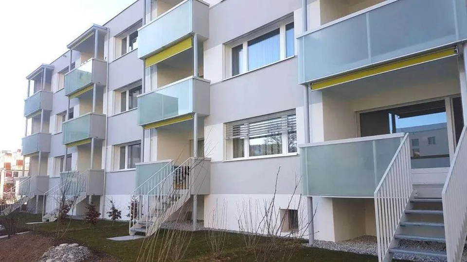 Sicht auf Stockhornkette und Niesen