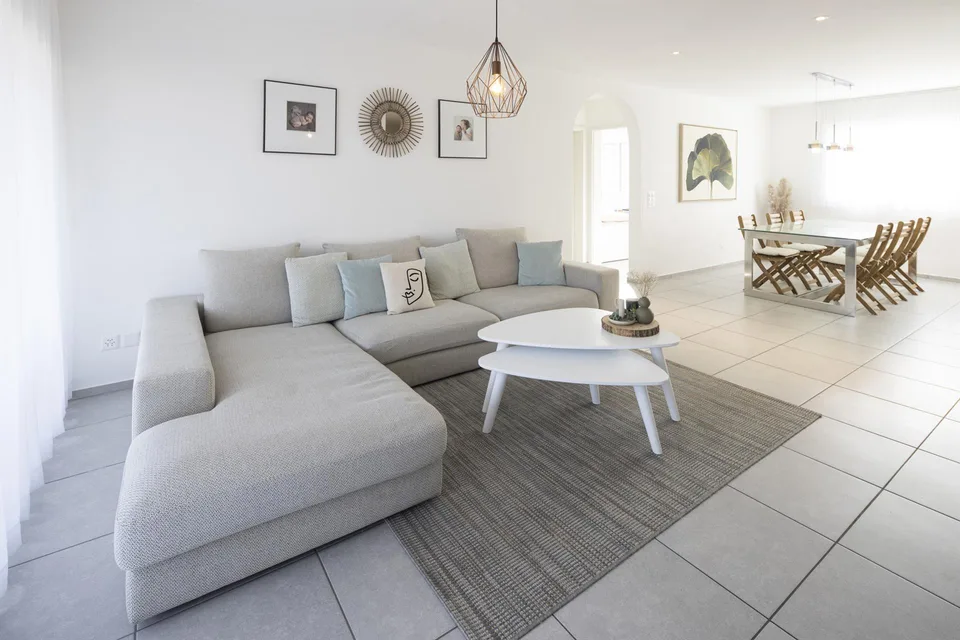 Moderne Familienwohnung mit traumhafter Gartenoase